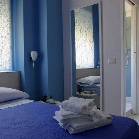 Affittacamere Tra Cielo E Mare 3*