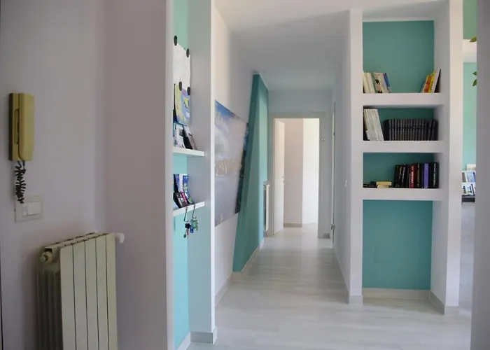 Tra Cielo E Mare 게스트하우스 3*